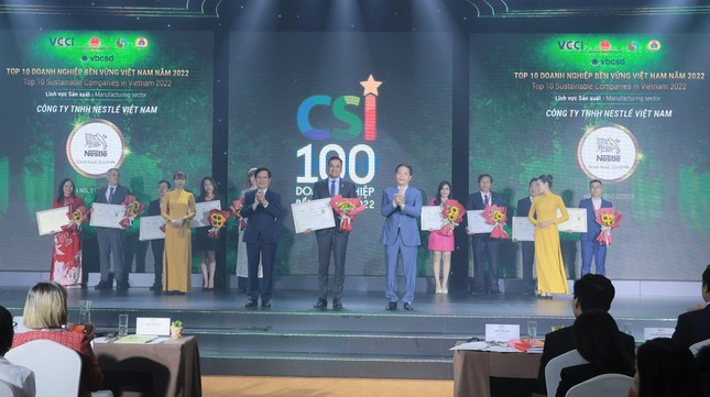 Hai năm liên tiếp Nestlé Việt Nam được bình chọn là doanh nghiệp bền vững nhất Việt Nam