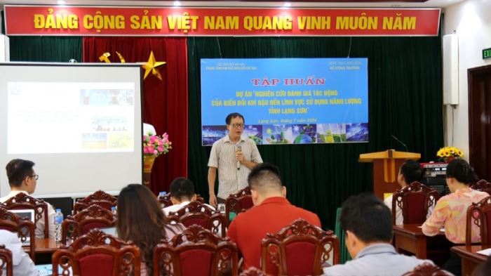 Tập huấn về Nghiên cứu đánh giá tác động của biến đổi khí hậu đến lĩnh vực sử dụng năng lượng tỉnh Lạng Sơn