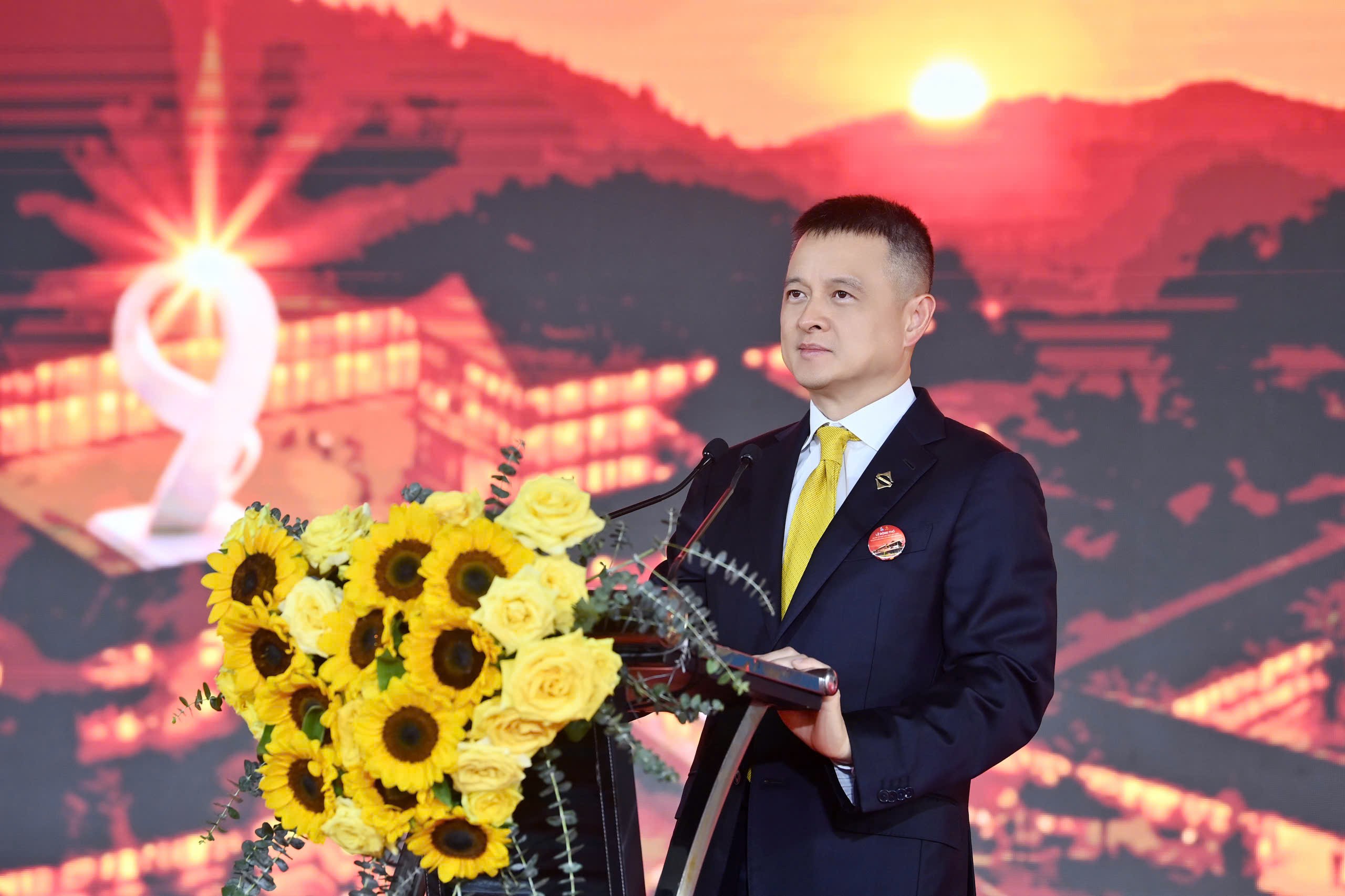 ong-dang-minh-truong-ctcty-tap-doam-sun-phat-bieu-1778429659.jpg