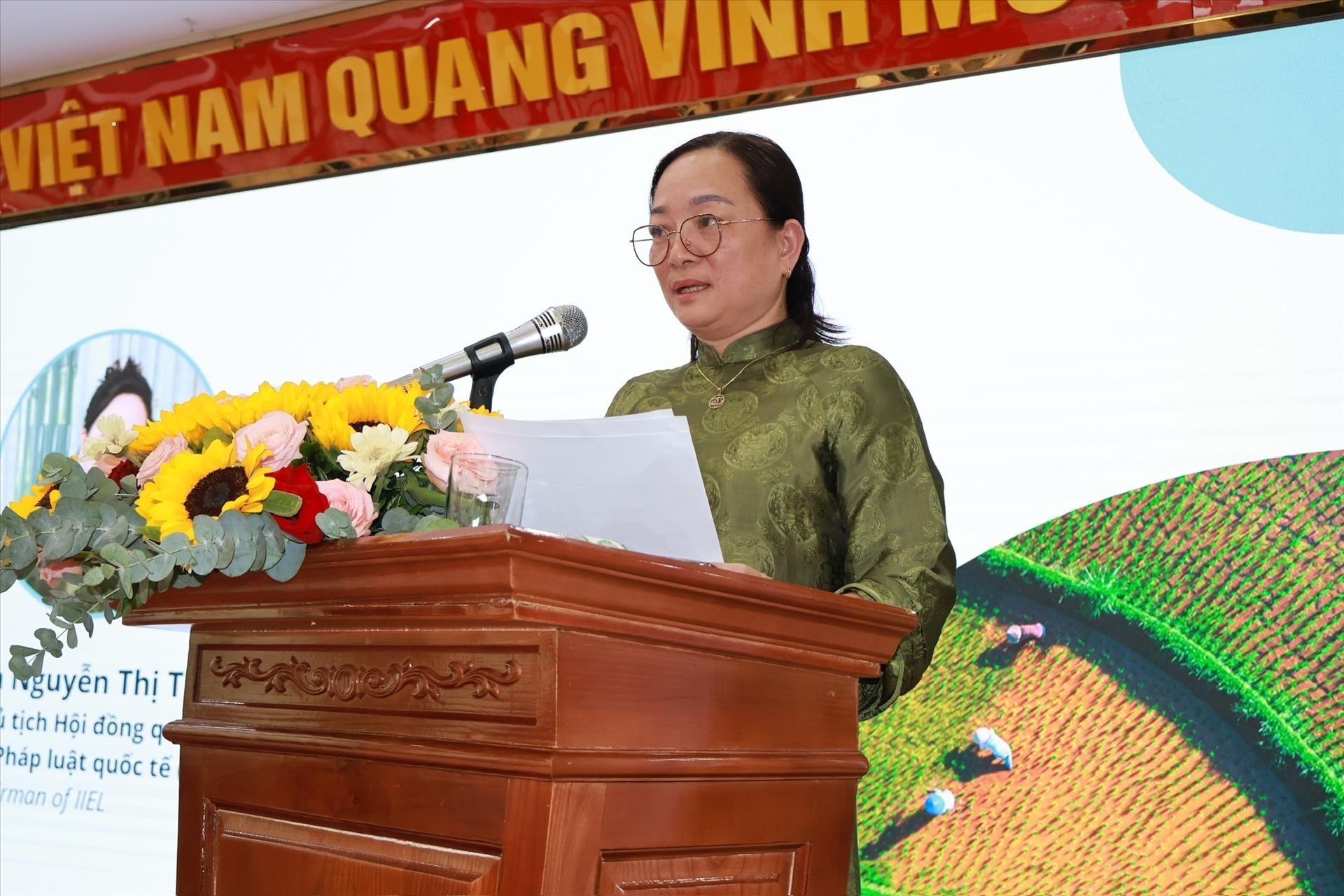 ba-hien-1778581059.jpg