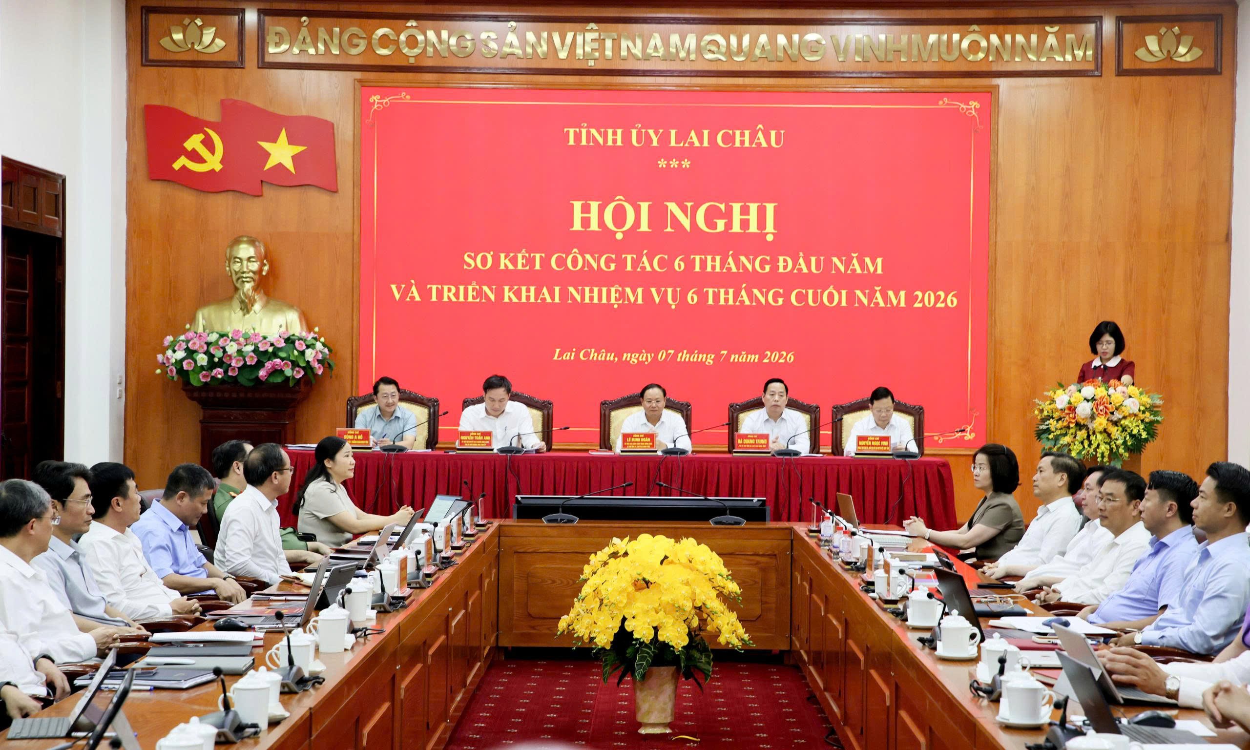 toan-canh-hn-so-ket-lai-chau-1783564592.jpg
