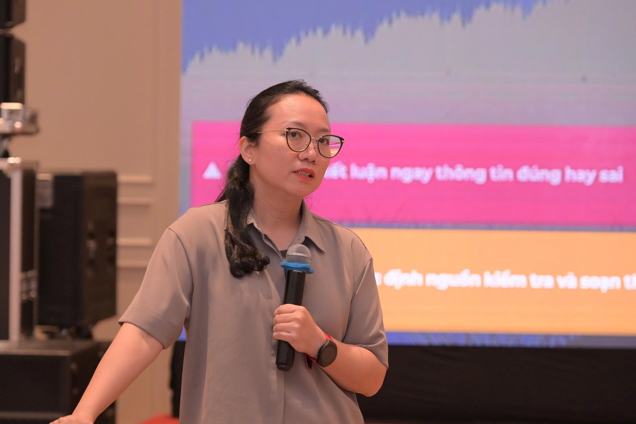 5-chi-huyen-1787653633.jpg
