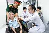 Hơn 10 tỷ đồng từ VNVC “tiếp sức” đặc khu Côn Đảo nâng cao năng lực y tế dự phòng, bảo vệ sức khỏe toàn quân dân