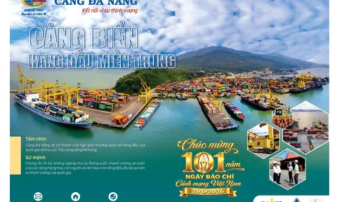 Cảng Đà Nẵng chúc mừng Tạp chí Môi trường nhân dịp Ngày cách mạng Báo chí Việt Nam 21/6