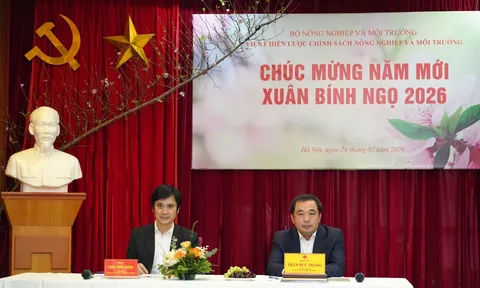 Bộ trưởng Trần Đức Thắng làm việc với Viện Chiến lược, Chính sách nông nghiệp và môi trường