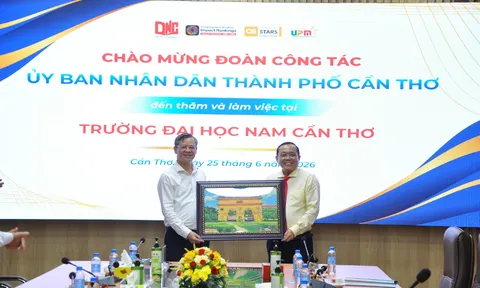 TP. Cần Thơ đồng hành cùng Trường Đại học Nam Cần Thơ phát triển hệ sinh thái giáo dục - y tế - đổi mới sáng tạo